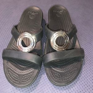 Woman’s Crocs sandals